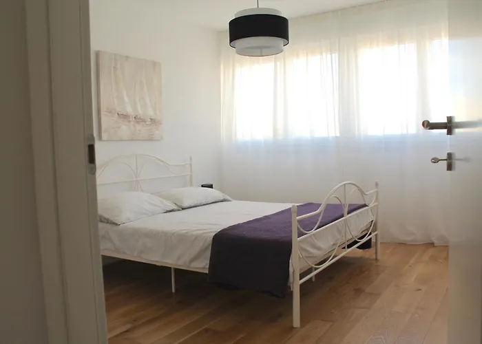 Apartman With Wifi - 20017 Split