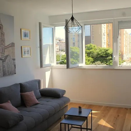 With Wifi - 20017 Apartment